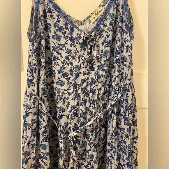 Arnhem Sleeveless Maxi Dress - Picture 4 of 8